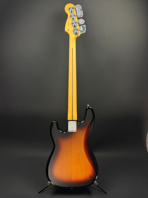 Fender Player II Precision Bass - 3-Color Sunburst w/ Rosewood Fingerboard -