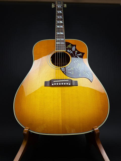 Gibson Hummingbird Original with HiFi DNA - Heritage Cherry Sunburst