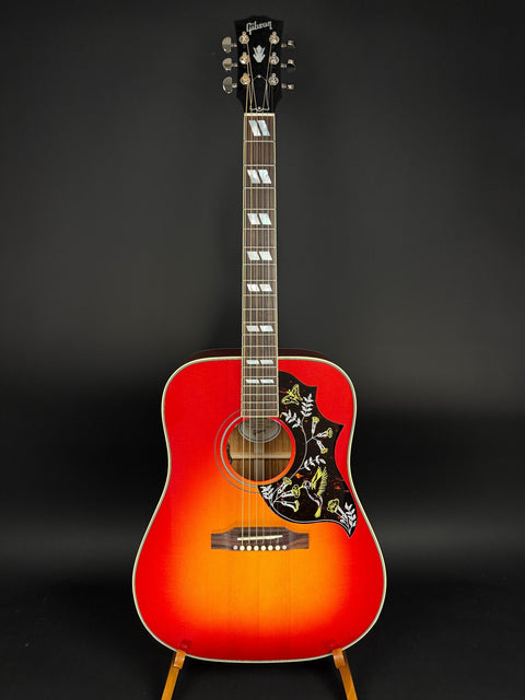 Gibson Hummingbird Standard with HiFi DNA - Vintage Cherry Sunburst