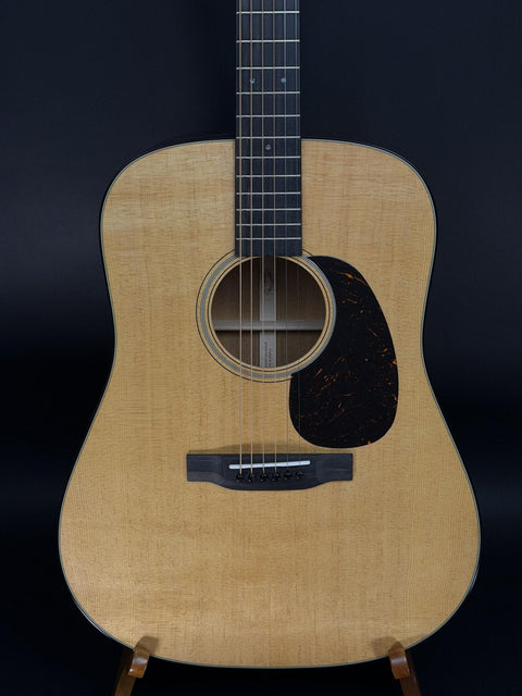 Martin D-18 Natural -
