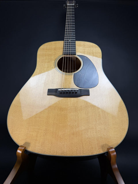 Martin D-18 Natural -