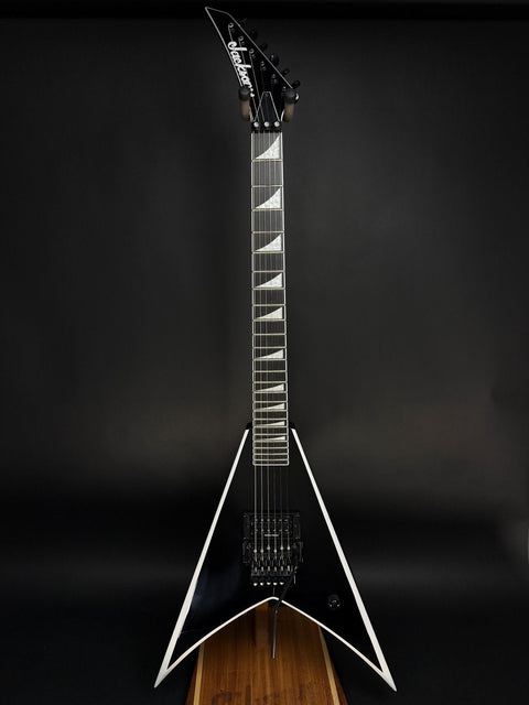 Jackson Pro Series Wes Borland Signature King V - Black with White Bevels -