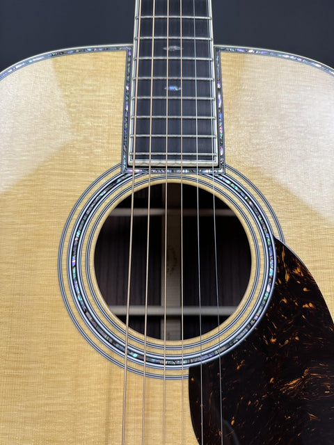 Martin OM-42 Standard Orchestra Model -