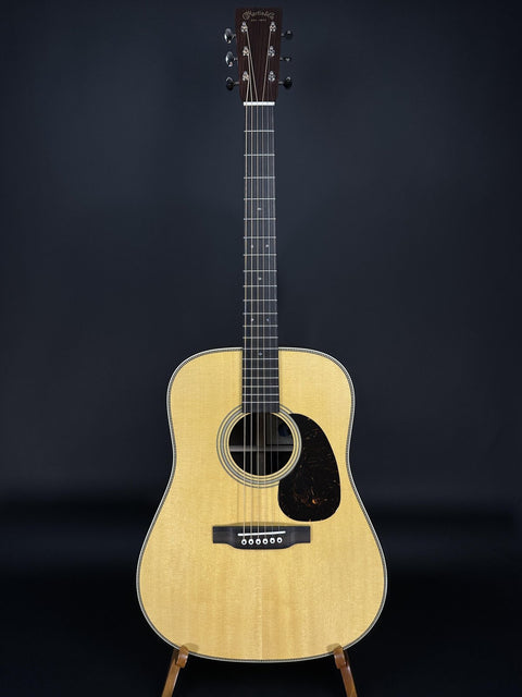 Martin D-28 Billy Strings -