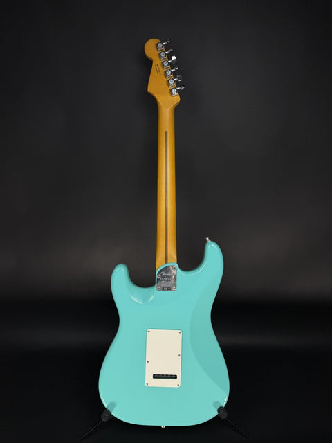Fender Ultra Luxe Vintage '60s Stratocaster HSS - Sea Foam Green -