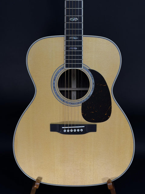 Martin J-40 Acoustic Guitar