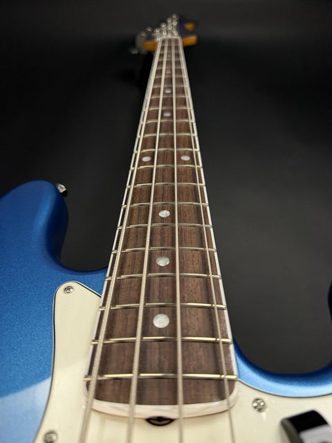 Fender American Vintage II 1966 Jazz Bass - Lake Placid Blue -