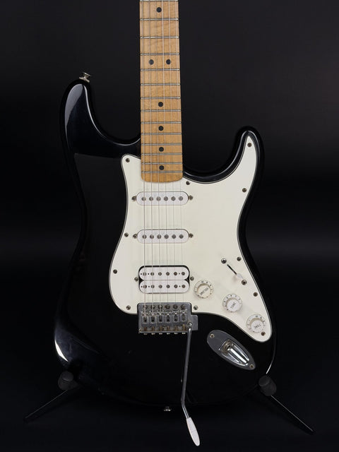 1998 Squier Fat Strat Maple Neck - Black -