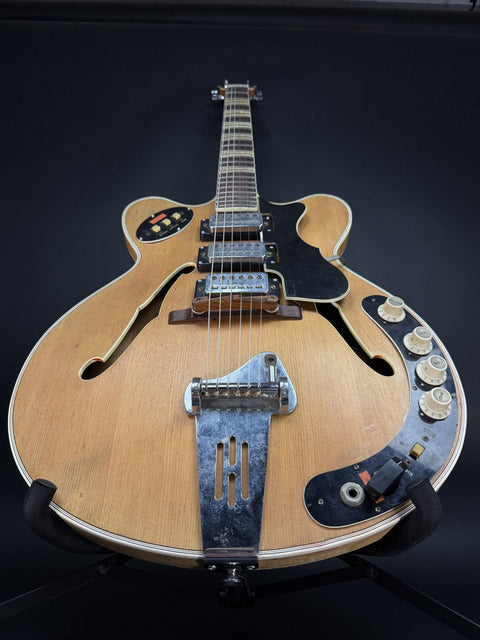 1960s Hofner Verythin Model 4575 - Natural