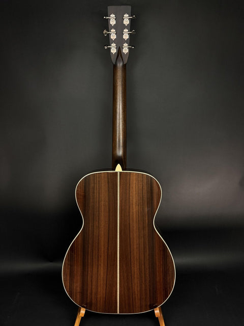 Eastman E8OM-TC Acoustic Guitar