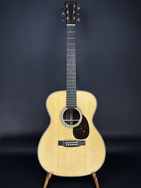 Martin OM-28 -
