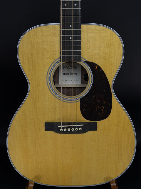 Martin 000-13e Retro Walnut - Natural -