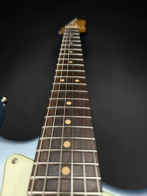 Fender Ultra Luxe Vintage '60s Stratocaster - Ice Blue Metallic -