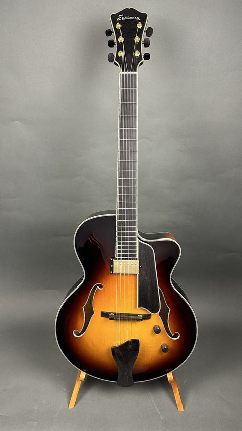 Eastman AR805CE-SB Sunburst Hollow Body Electric Guitar - 