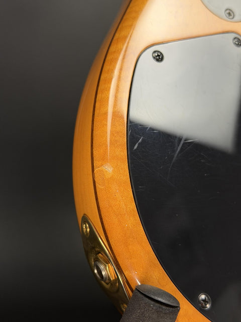2001 Fender American Deluxe Zone Bass - Amber -