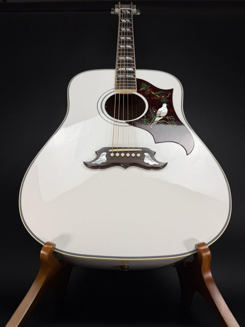 Gibson Custom Limited Edition Greatest Hits Volume II Dove - Alpine White Gloss