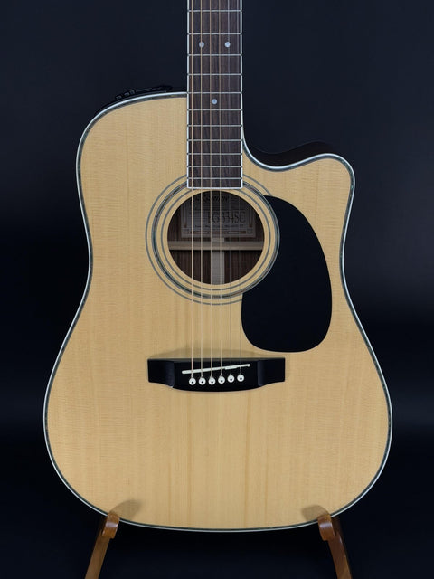 1990s Takamine EG-334SC - Natural