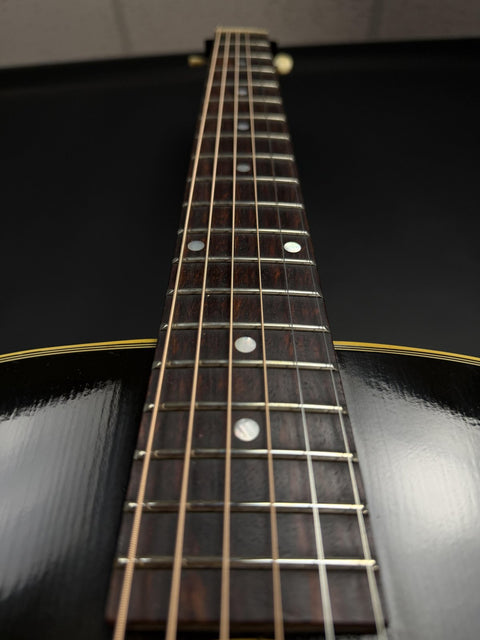 2020 Gibson Custom 1942 Banner J-45 Reissue - Vintage Sunburst -