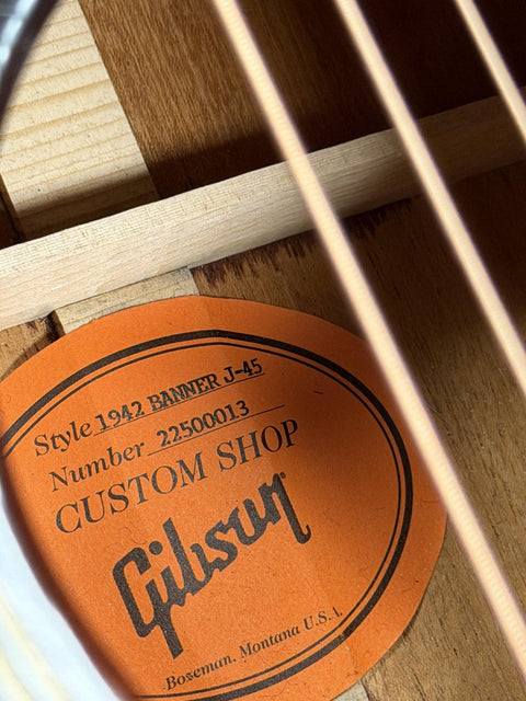 2020 Gibson Custom 1942 Banner J-45 Reissue - Vintage Sunburst -