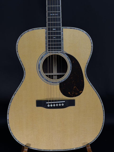 Martin 000-42 -
