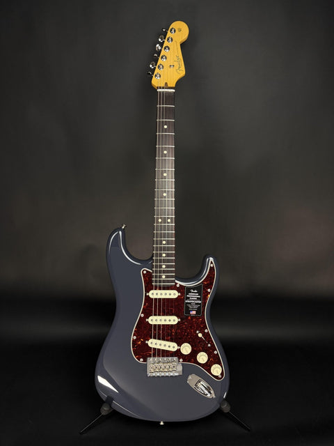 Fender American Professional Classic Stratocaster - Faded Black -