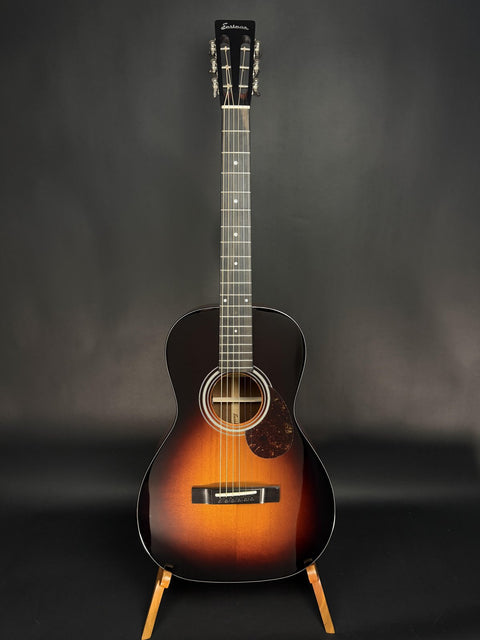 Eastman E1P-DLX-SB Parlor Acoustic - Sunburst -