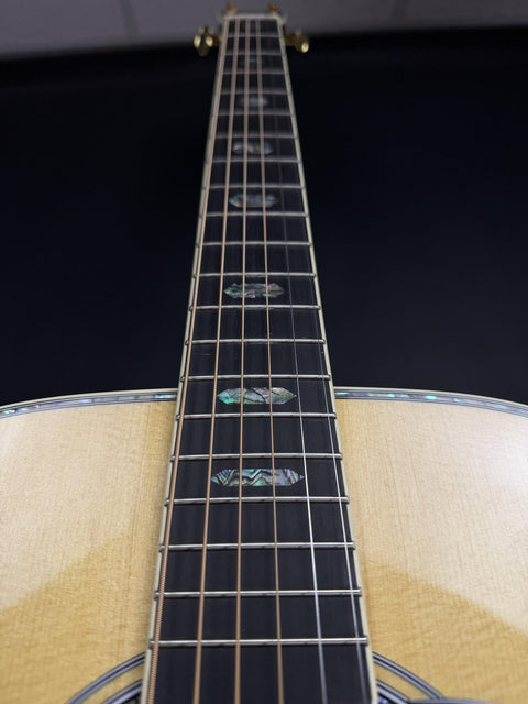 Martin D-41 - Natural -