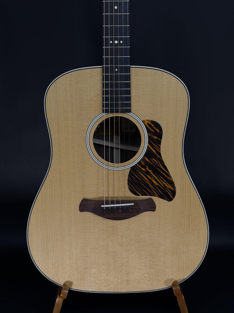 Taylor Gold Label 710e - Natural -