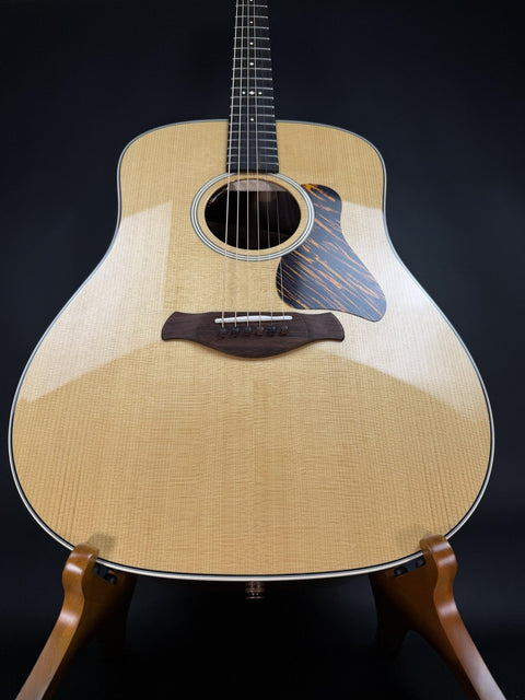 Taylor Gold Label 710e - Natural -