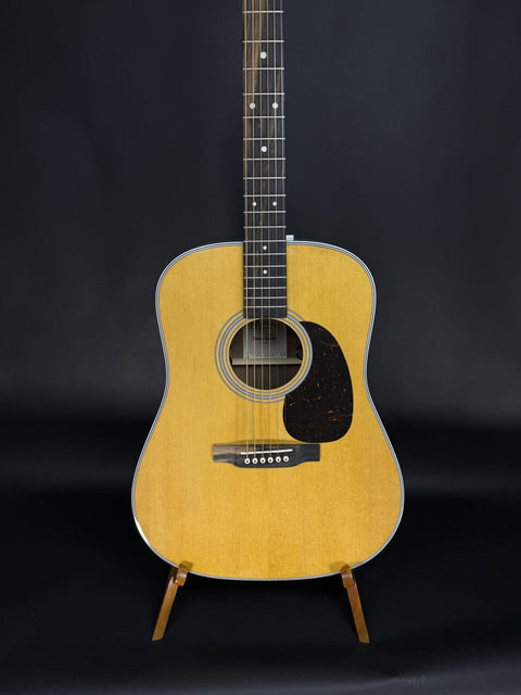 Martin D-13e Retro Walnut - Natural -
