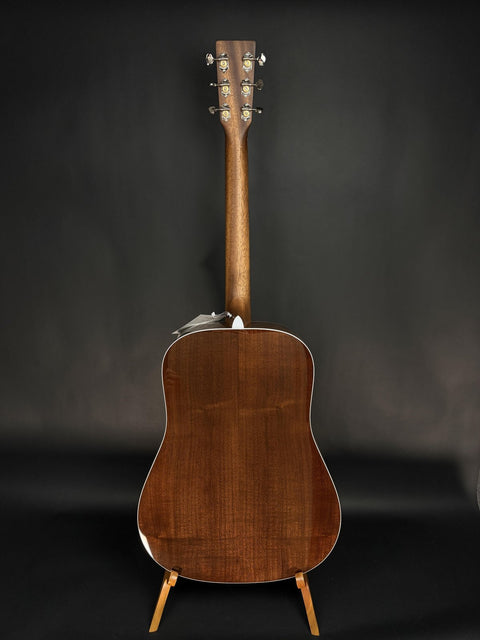 Martin D-13e Retro Walnut - Natural -