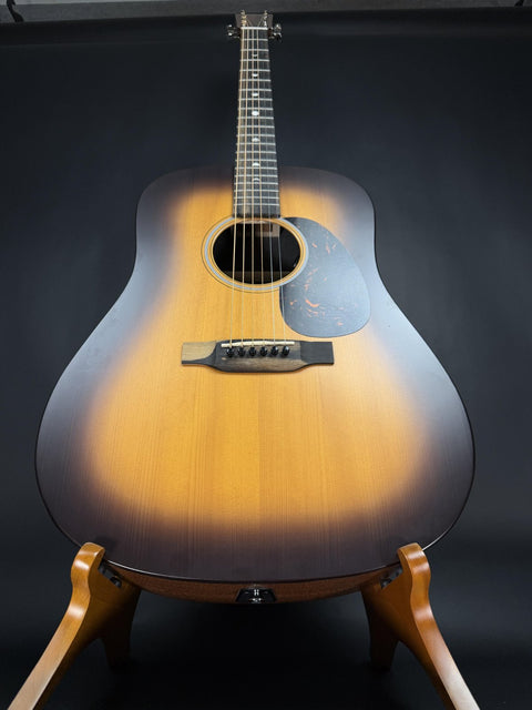 Martin D-X2E Molly Tuttle - Sunburst -
