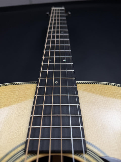 Martin 00-28 - Natural -