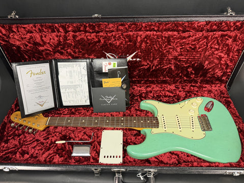 2022 Fender Custom Shop Limited Edition 62/63 Stratocaster Journeyman Relic - Aged Seafoam Green