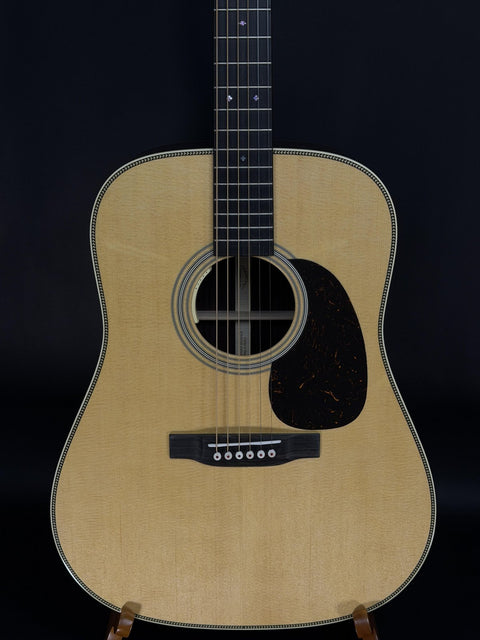 Martin HD-28E -