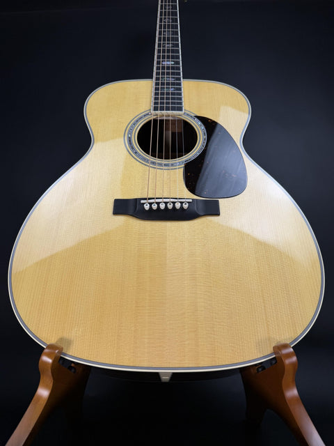 Martin J-40 Acoustic Guitar -
