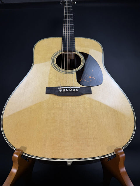 Martin HD-28 Natural -