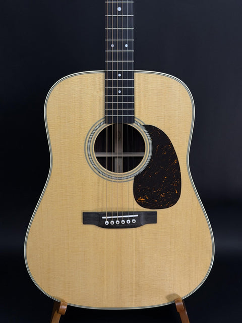 Martin D-28 Natural -