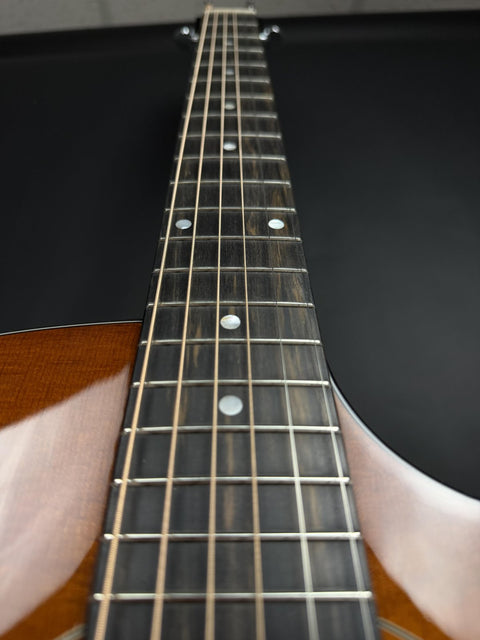 Eastman AC222CE-DLX-GB -