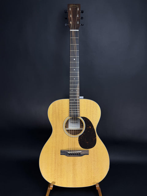Martin 000-12E Retro Acoustic-Electric Guitar -