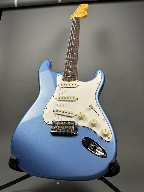 Fender Custom Shop 1966 Stratocaster - Aged Lake Placid Blue - 