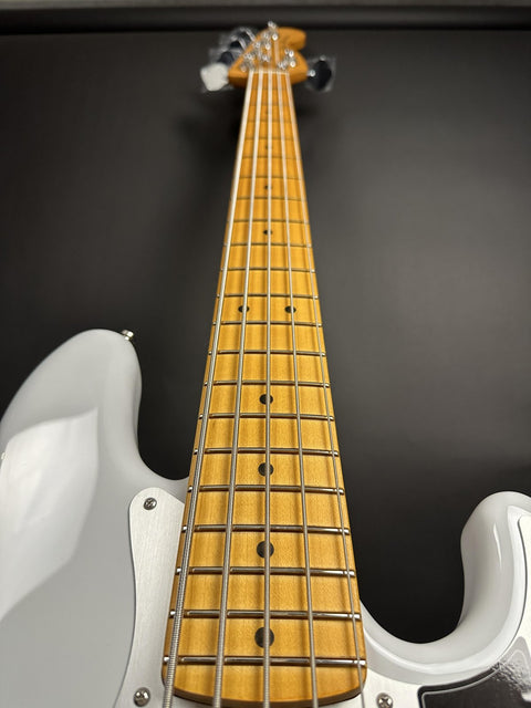 Fender American Ultra II Jazz Bass V - Avalanche w/ Maple Fingerboard - 