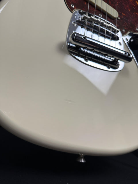 2012 Fender MIJ MG65/VSP Mustang  - Vintage White - 