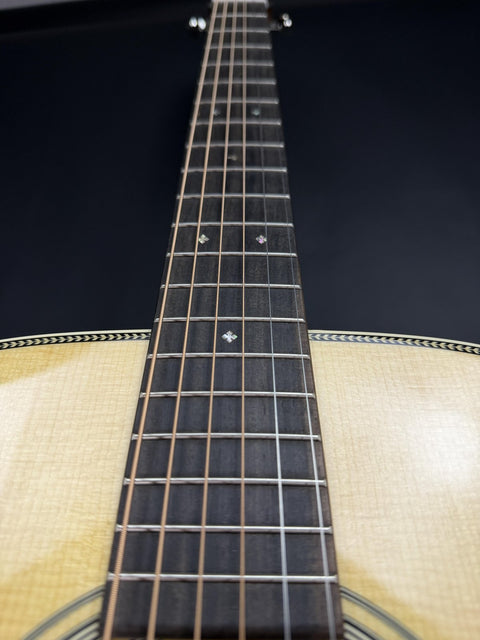 Martin 000-28ELRB Acoustic-Electric Guitar with Factory-Installed LR Baggs Pickup