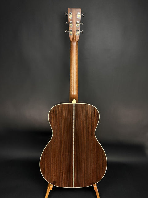 Martin 000-28ELRB Acoustic-Electric Guitar with Factory-Installed LR Baggs Pickup