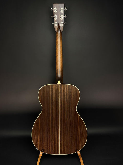 Eastman E8OM-TC Acoustic Guitar -