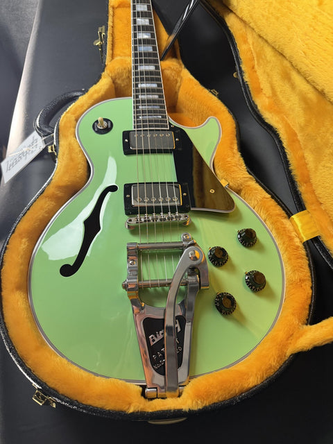 Gibson Custom Limited Edition Greatest Hits Volume II Les Paul Custom F-Hole B7 Bigsby - Two-Tone Green Gloss -