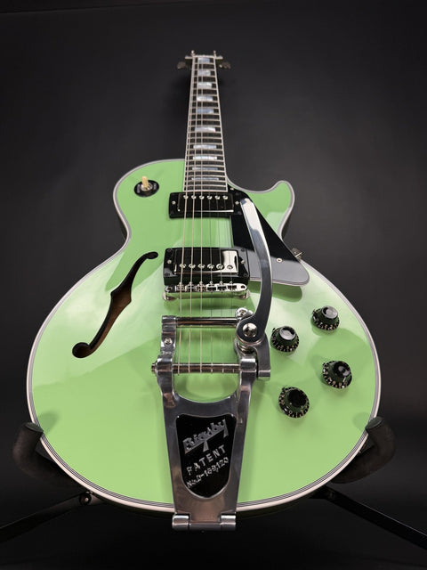 Gibson Custom Limited Edition Greatest Hits Volume II Les Paul Custom F-Hole B7 Bigsby - Two-Tone Green Gloss -