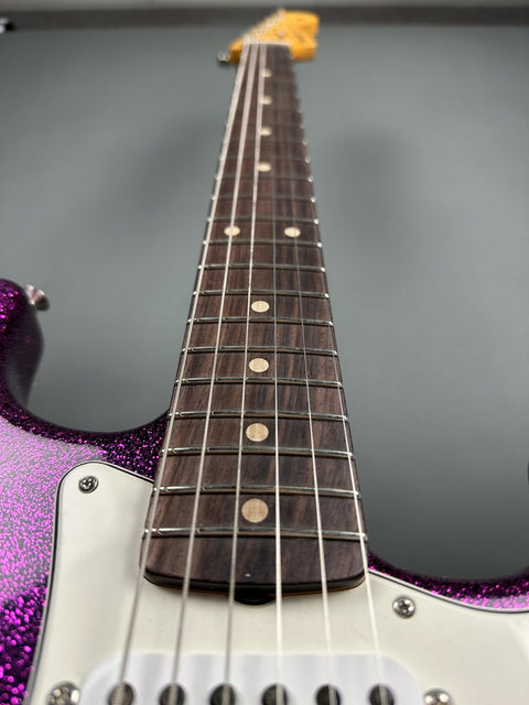 Fender Custom Shop 1960 Stratocaster - Aged Magenta Sparkle - 