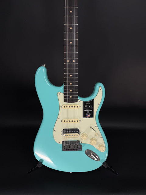 Fender Ultra Luxe Vintage '60s Stratocaster HSS - Sea Foam Green